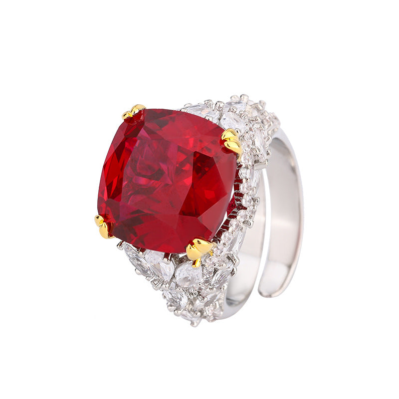 Women's Copper Sole Gold-plated Artificial Corundum Bird's Nest Cut Retro Rings