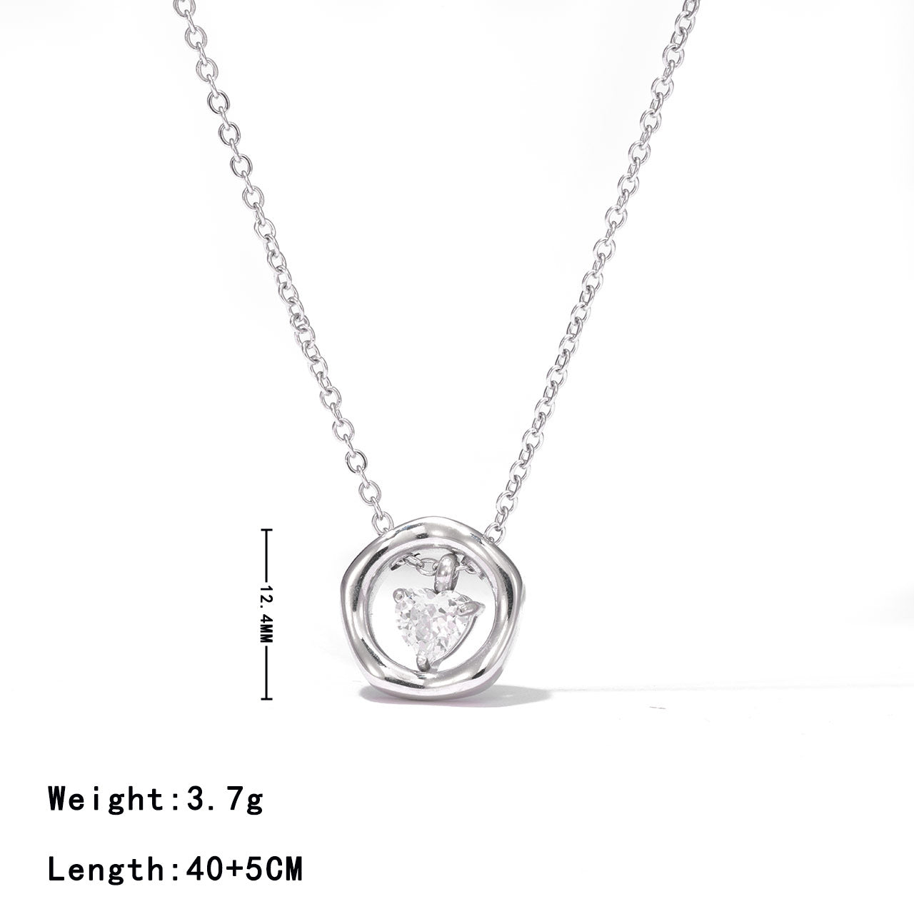 Women's Design Titanium Steel High Sense Light Luxury Temperament Commute Necklaces