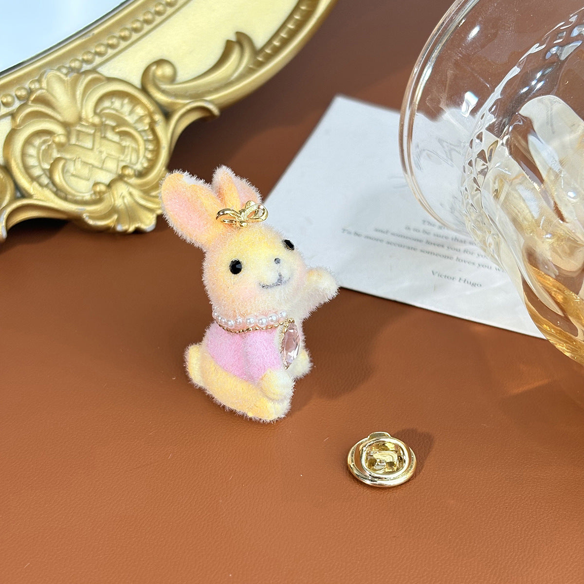 Animal Flocking Brooch Sweet Rabbit Cat Bear Horse Brooches