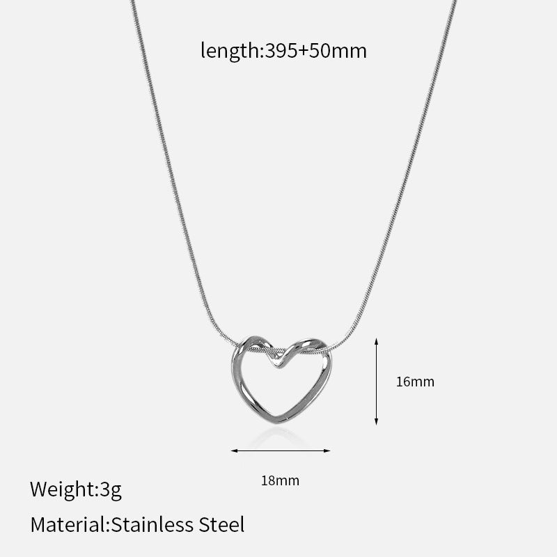 Women's Love Simple Design Hollow Heart-shaped Stainless Steel Clavicle Necklace