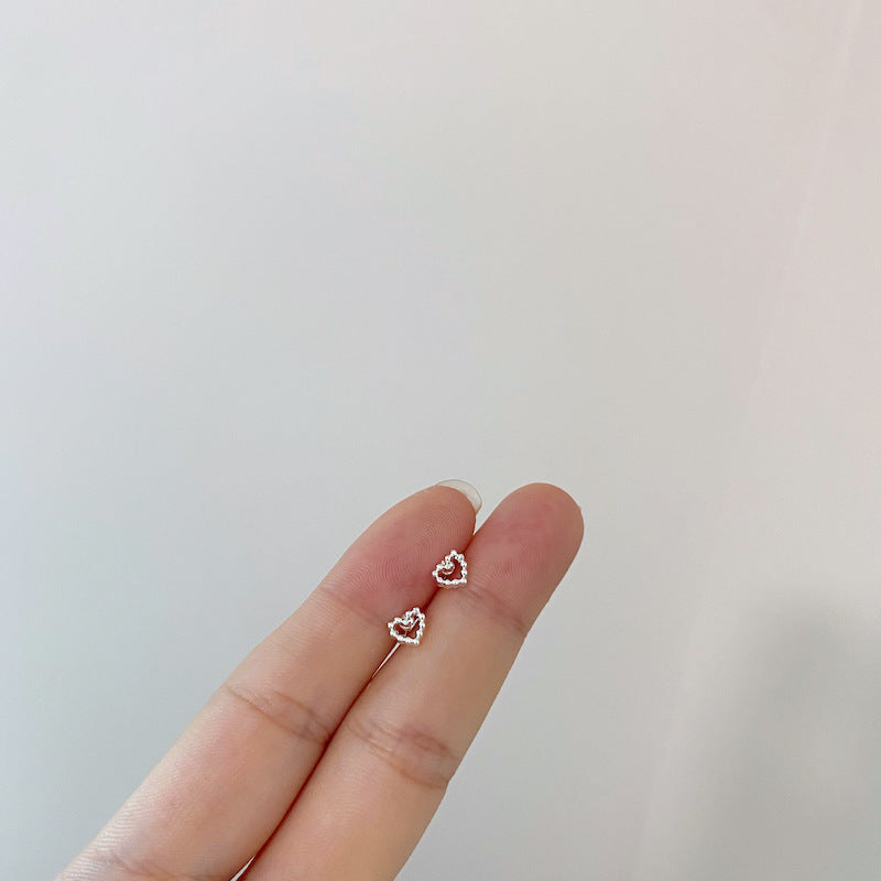 Women's Sense Week Suit Simple Small Exquisite Hollow Earrings