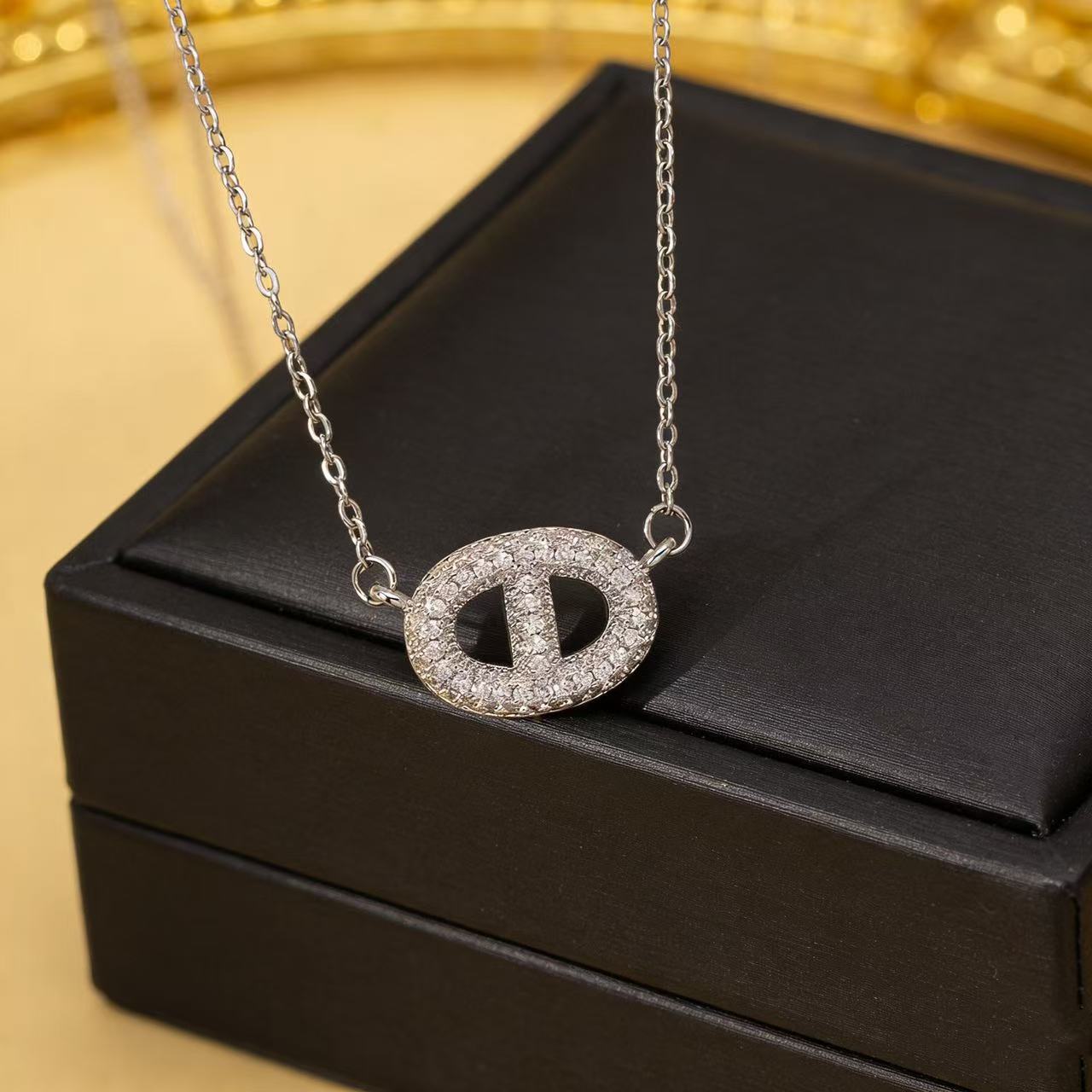 Minority Design Pig Nose Titanium Steel Female Fashion Short High Necklaces