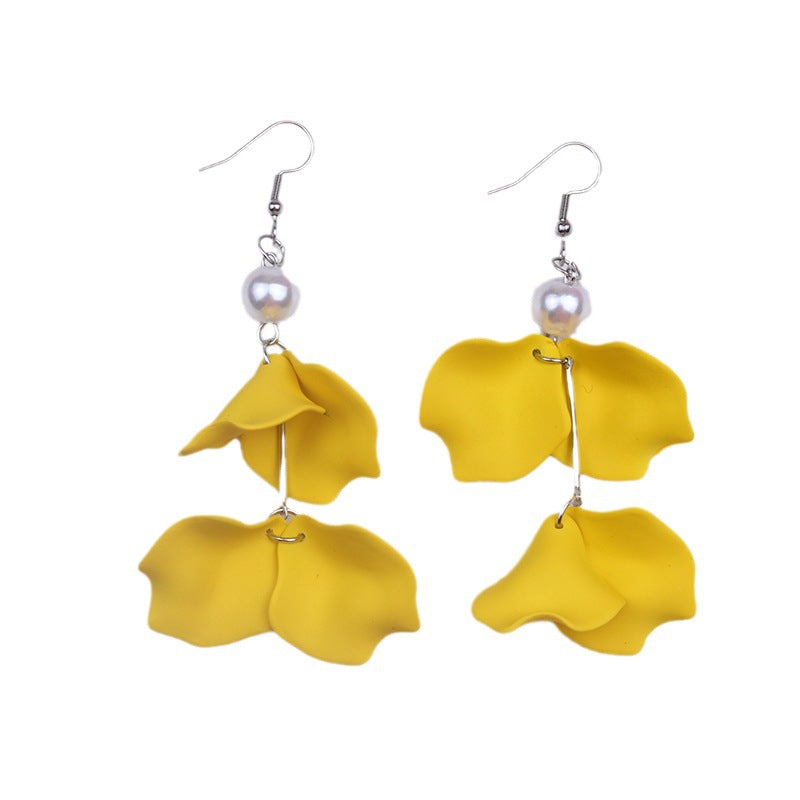 Women's Bohemian Style Pearl Petal Long Acrylic Earrings
