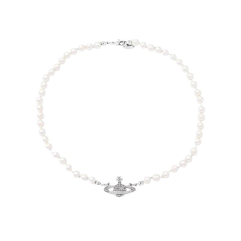 Women's Korean Style Vintage High-grade Pearl Design Clavicle Necklaces