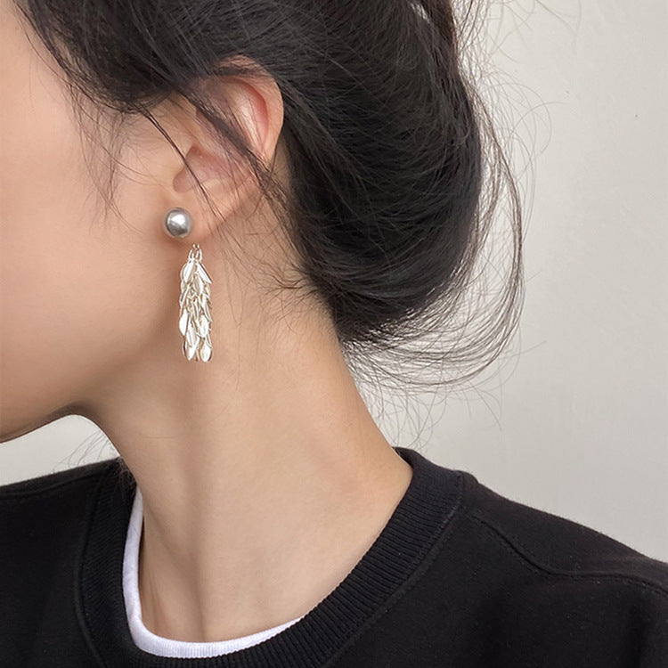 Leaf Metal Tassel Female Design Sense Earrings