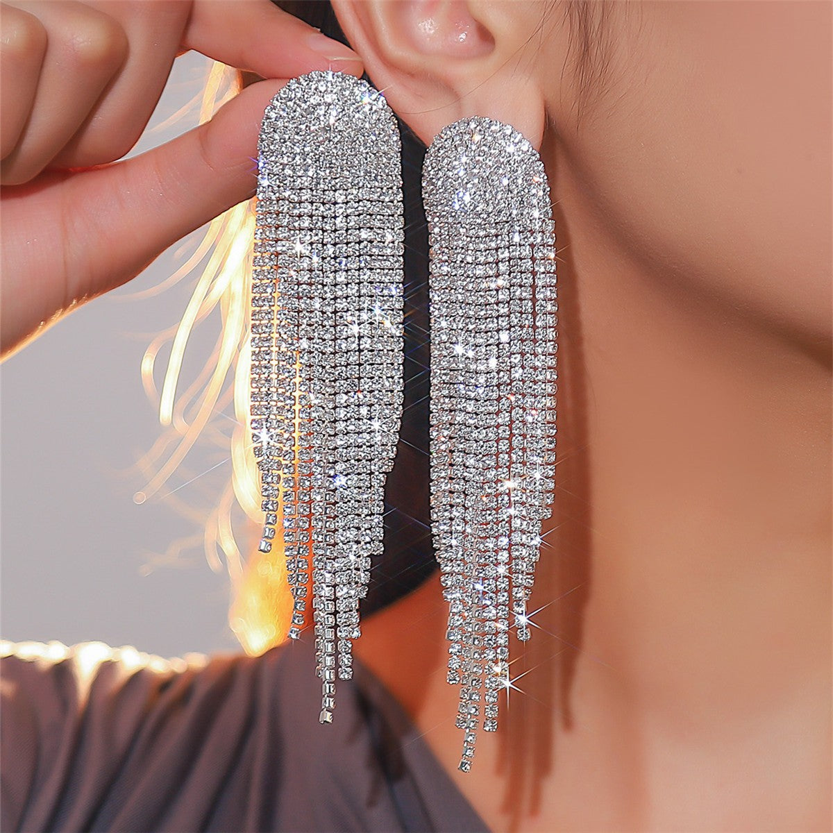 Women's Elegant Gradient Color Trendy Full Diamond Long Fringe High Earrings