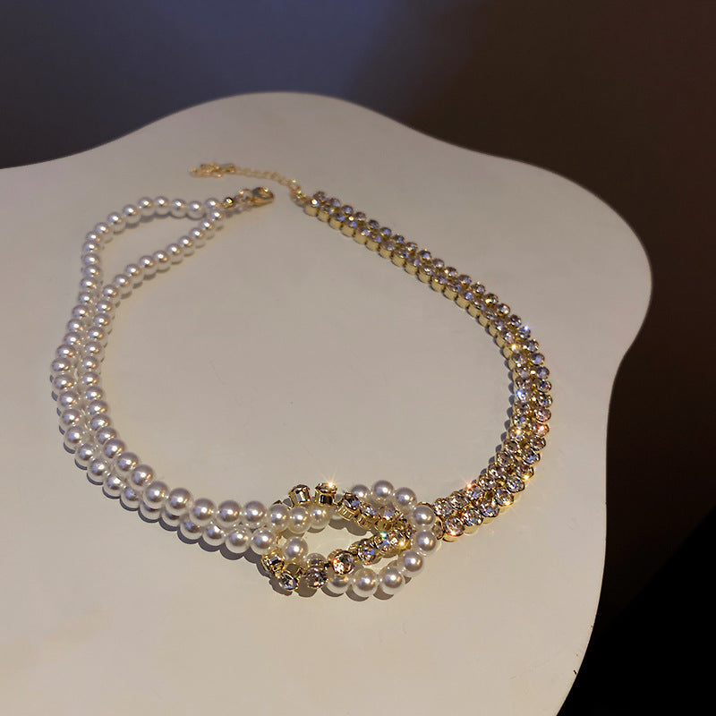 Women's Diamond Artificial Pearl Vintage Court Style Necklaces