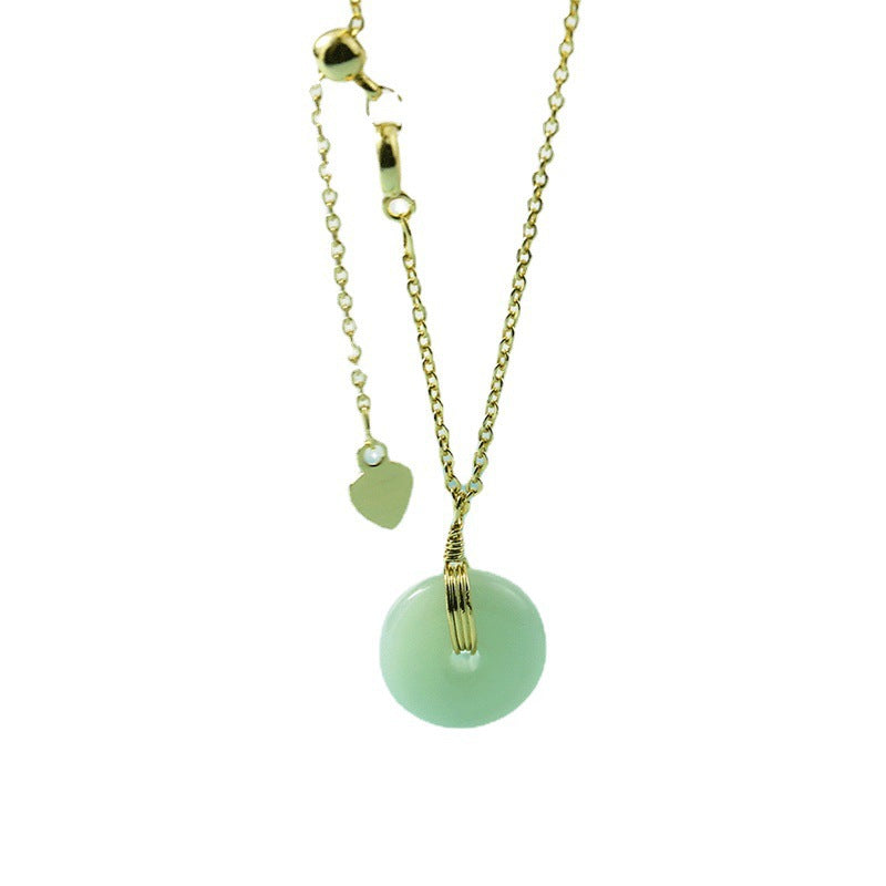 Women's Buckle Niche Design Retro Compact Clavicle Pendants