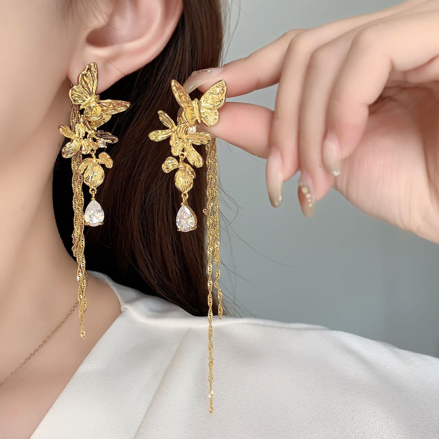 Women's Gold-plated High-grade Fresh Sweet Niche Butterfly Earrings