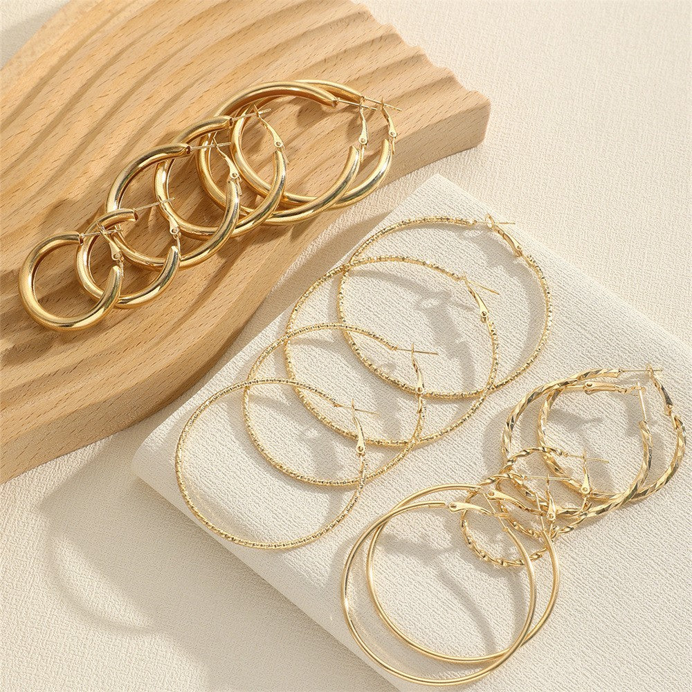 Women's Fashion Circle Pairs Suit Exaggerated Versatile Earrings