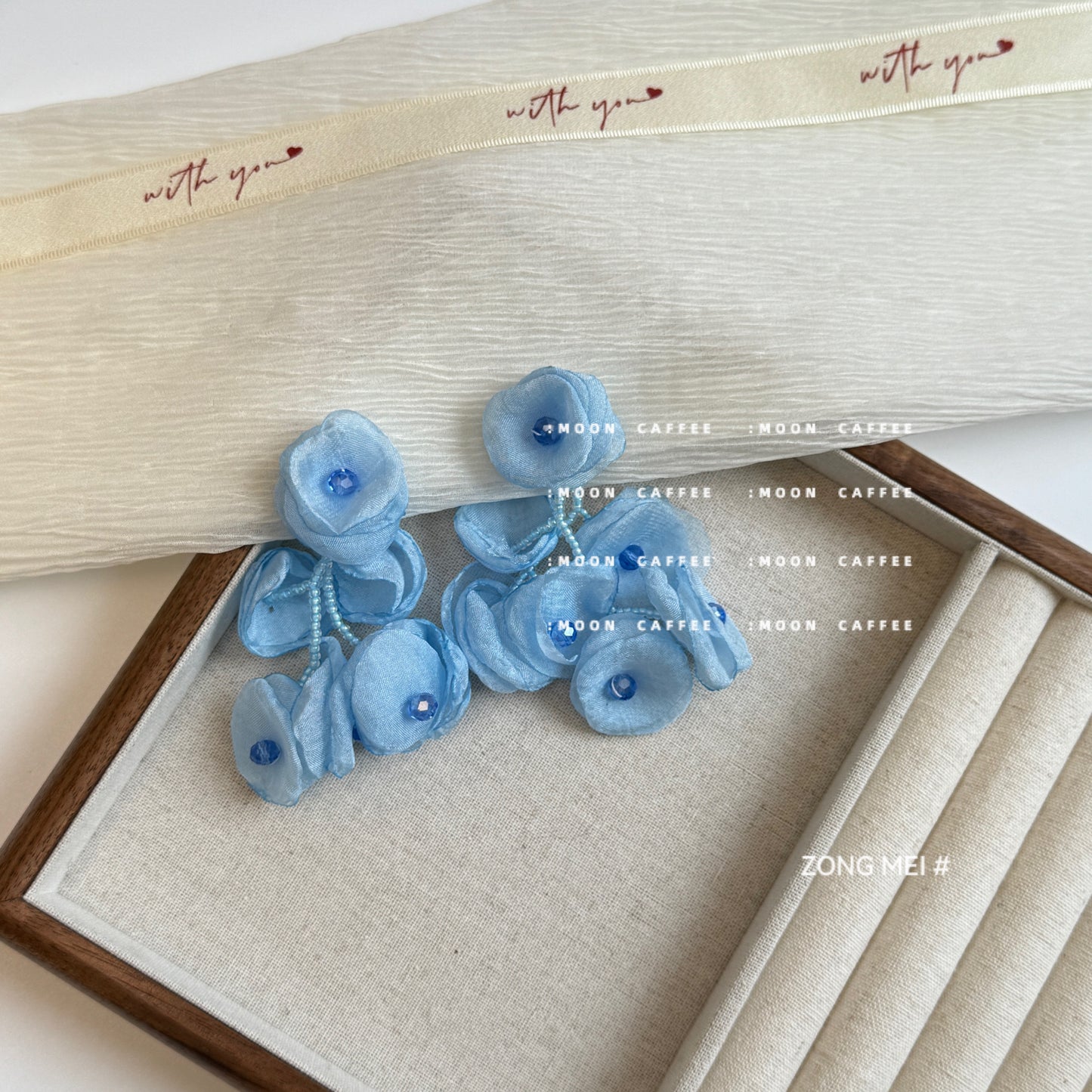 Style Flowers Gentle Vacation Mesh Petal Female Fresh Eye-catching Earrings