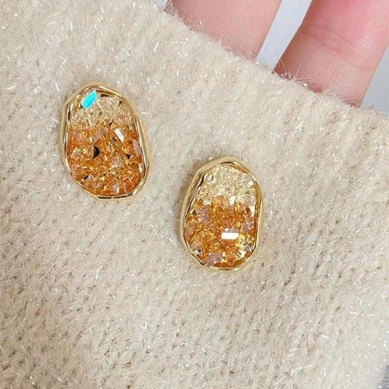 Women's Trendy Atmosphere Ear Retro Style Graceful High-grade Temperament Stud Earrings