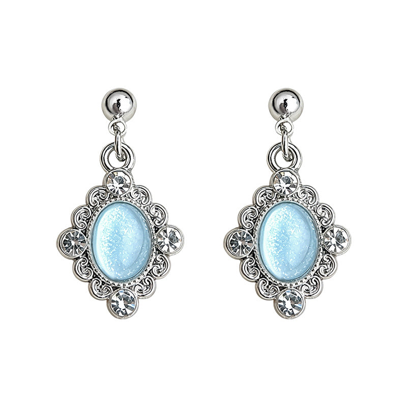 French Geometric High-grade Hollow Lace Vintage Earrings