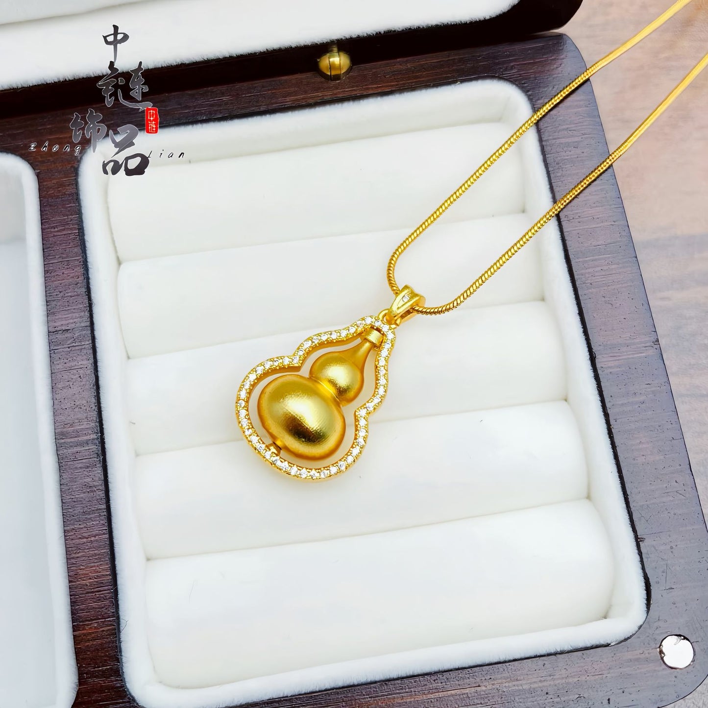 Live Broadcast High Color Retention Alluvial Gold Diamond Pendants