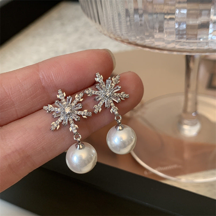 Winter Zircon Christmas Tree Niche Design Rings