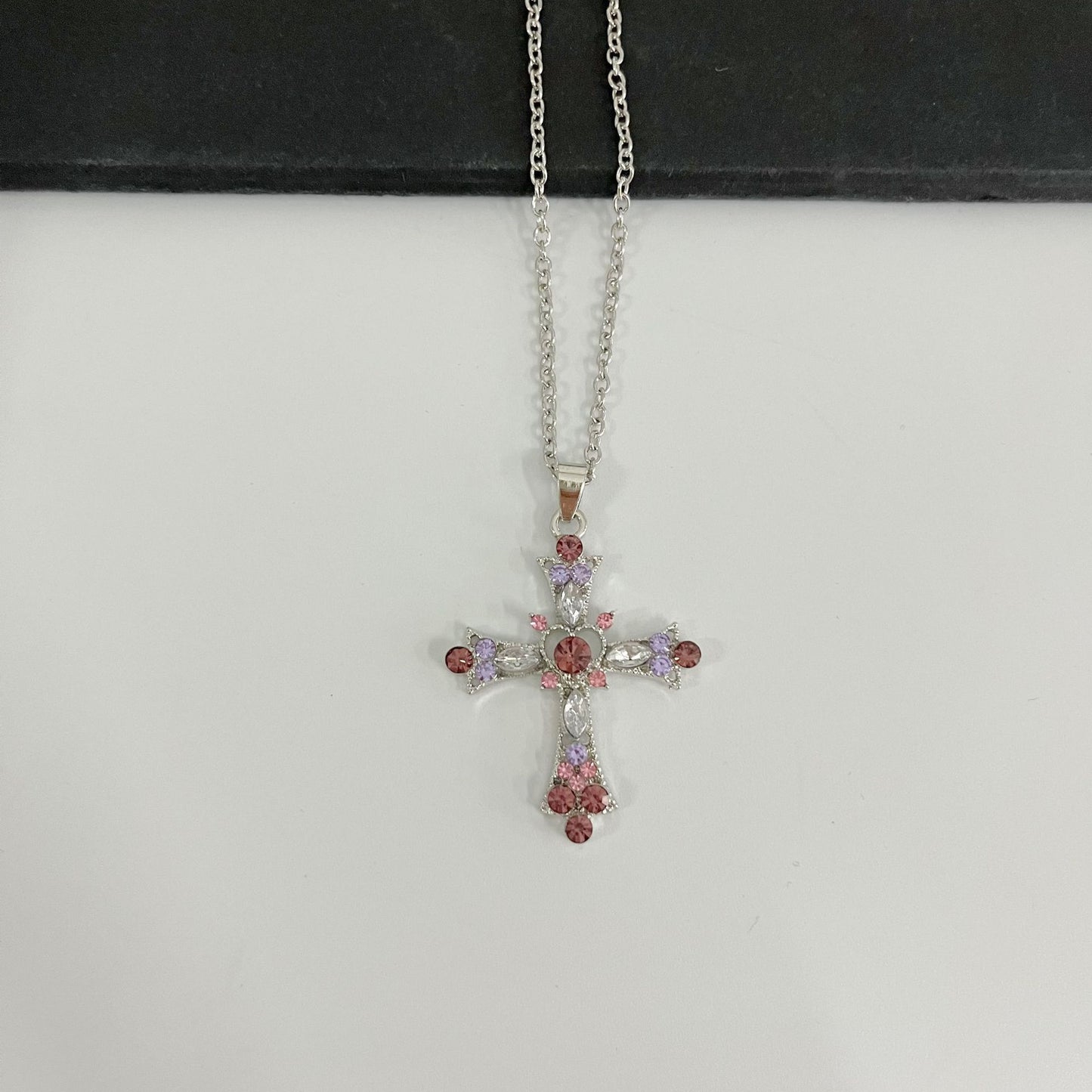 Women's Style Niche Design Mild Luxury Retro Personalized Necklaces
