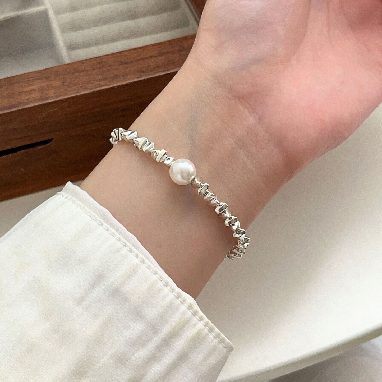 Fashion Temperament Small Pieces Of Sier Pearl Female Design Bracelet