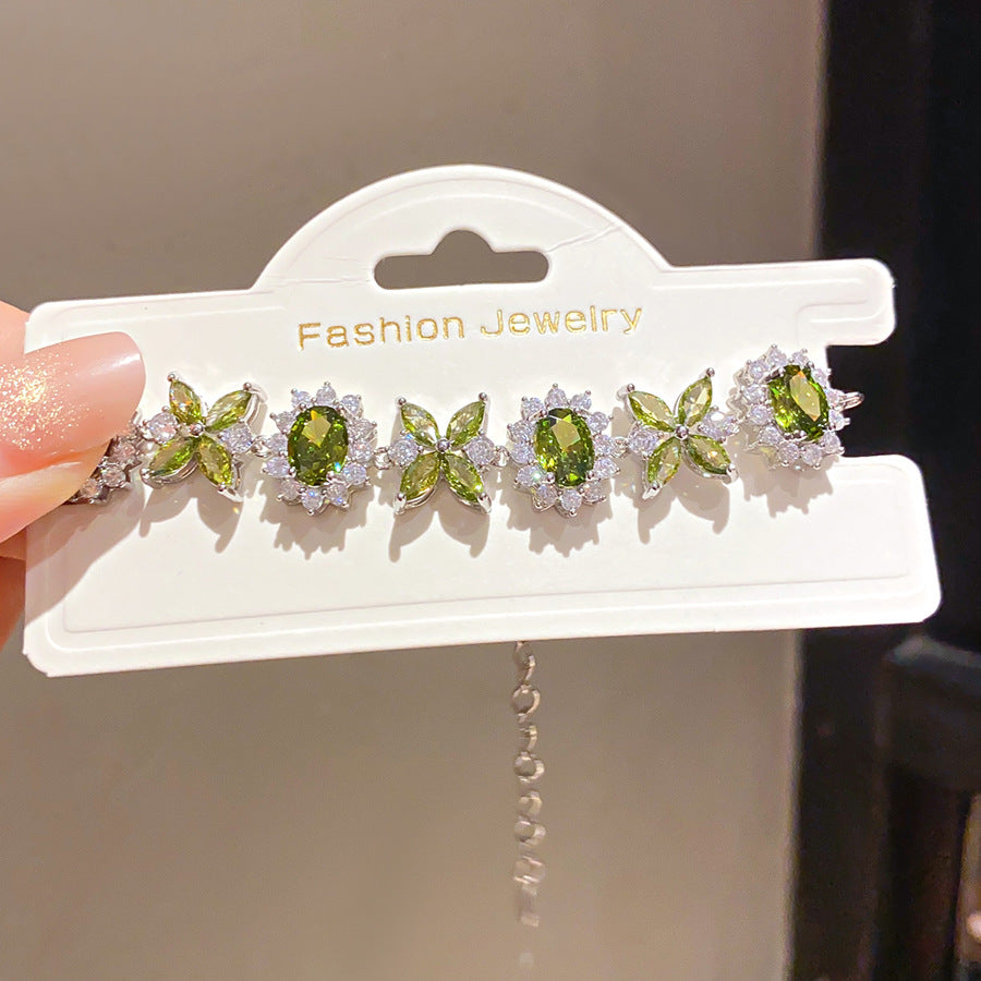 Women's Zircon Oval Flower Unique Design Simple Fashion Exquisite Light Luxury Bracelet