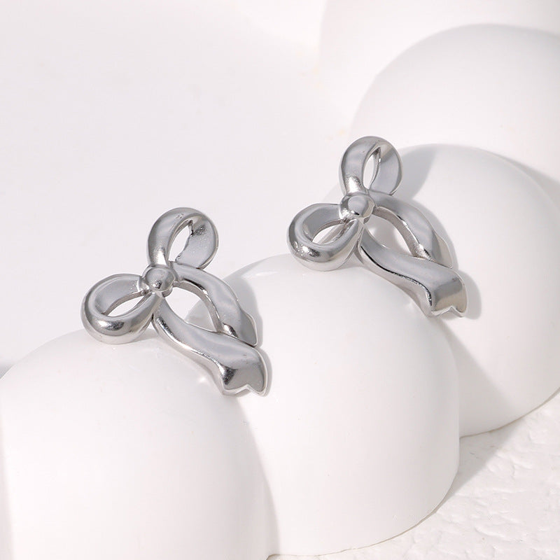 Women's Simple Fashion Bowknot Style Gold-plated Sweet Earrings