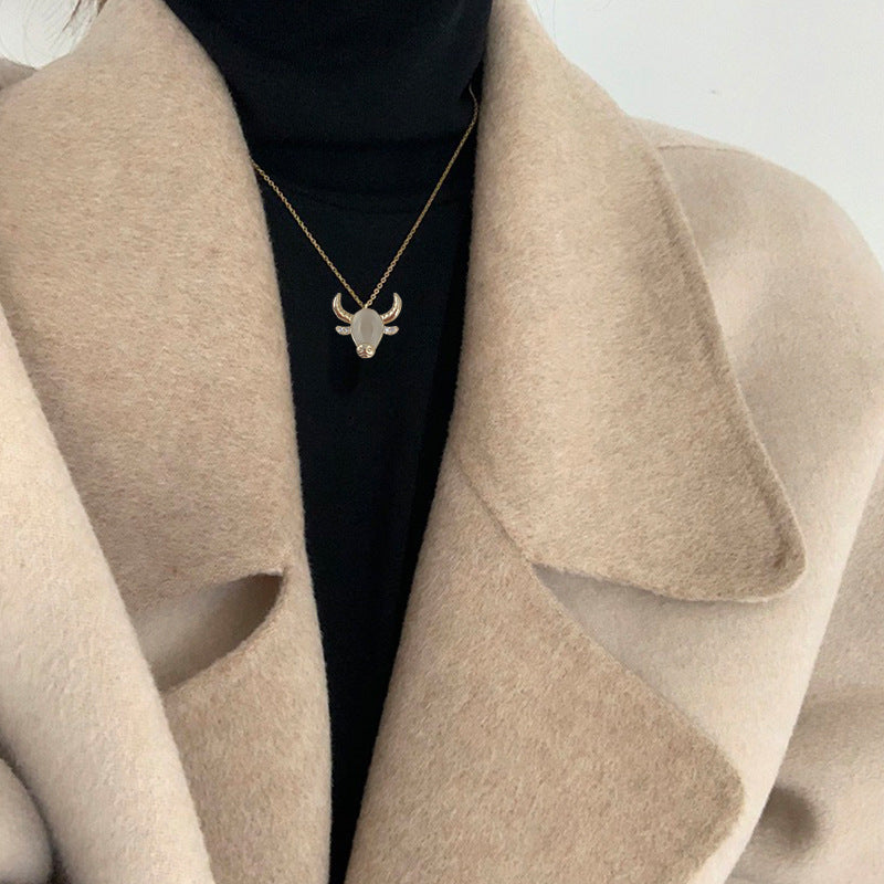 Women's Elegance French Classic Style Clavicle Chain Necklaces