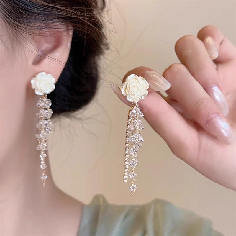 Light Luxury Minority Bow Pearl Graceful Long Earrings