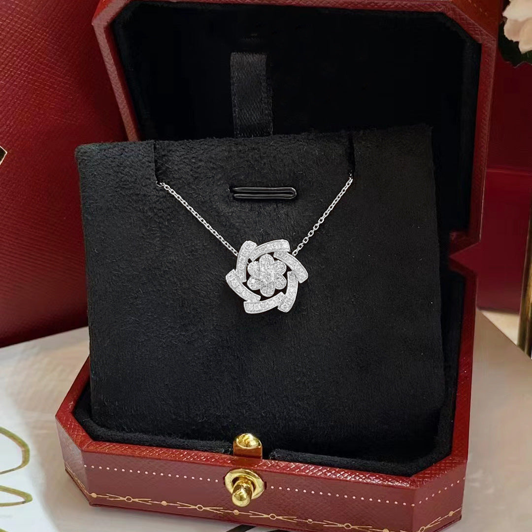Women's Exquisite Simple Temperamental High-grade Elegant Clavicle Chain Necklace