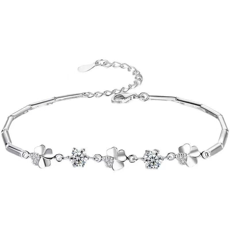 Women's Clover Light Luxury Minority Design Girlfriends Birthday Bracelet