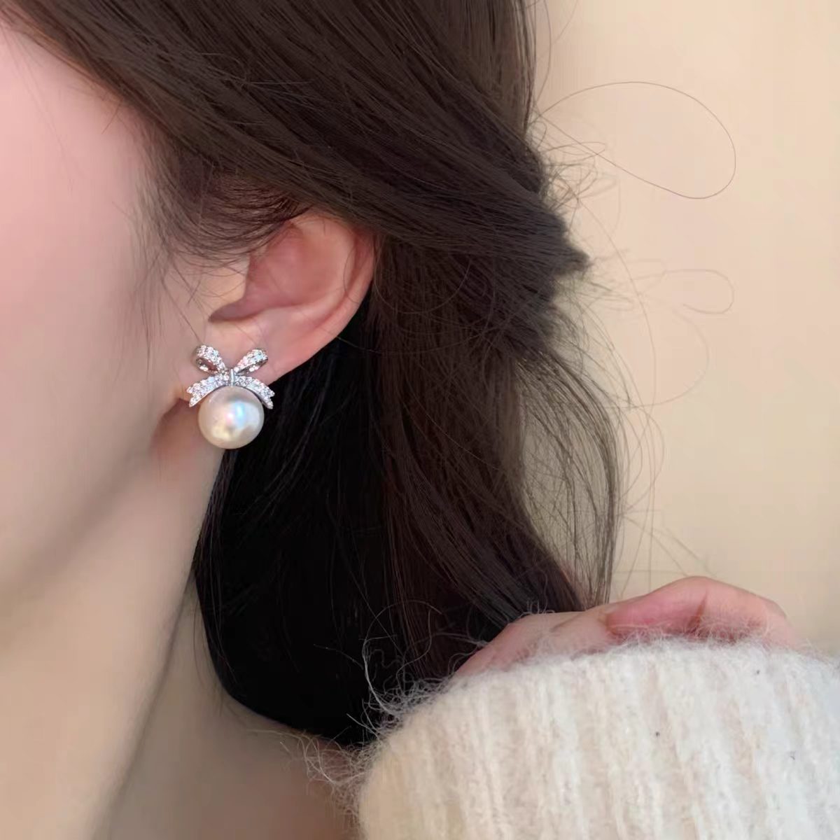 Golden Versatile Pearl With Ear Mosquito Coil Clip Stud Earrings
