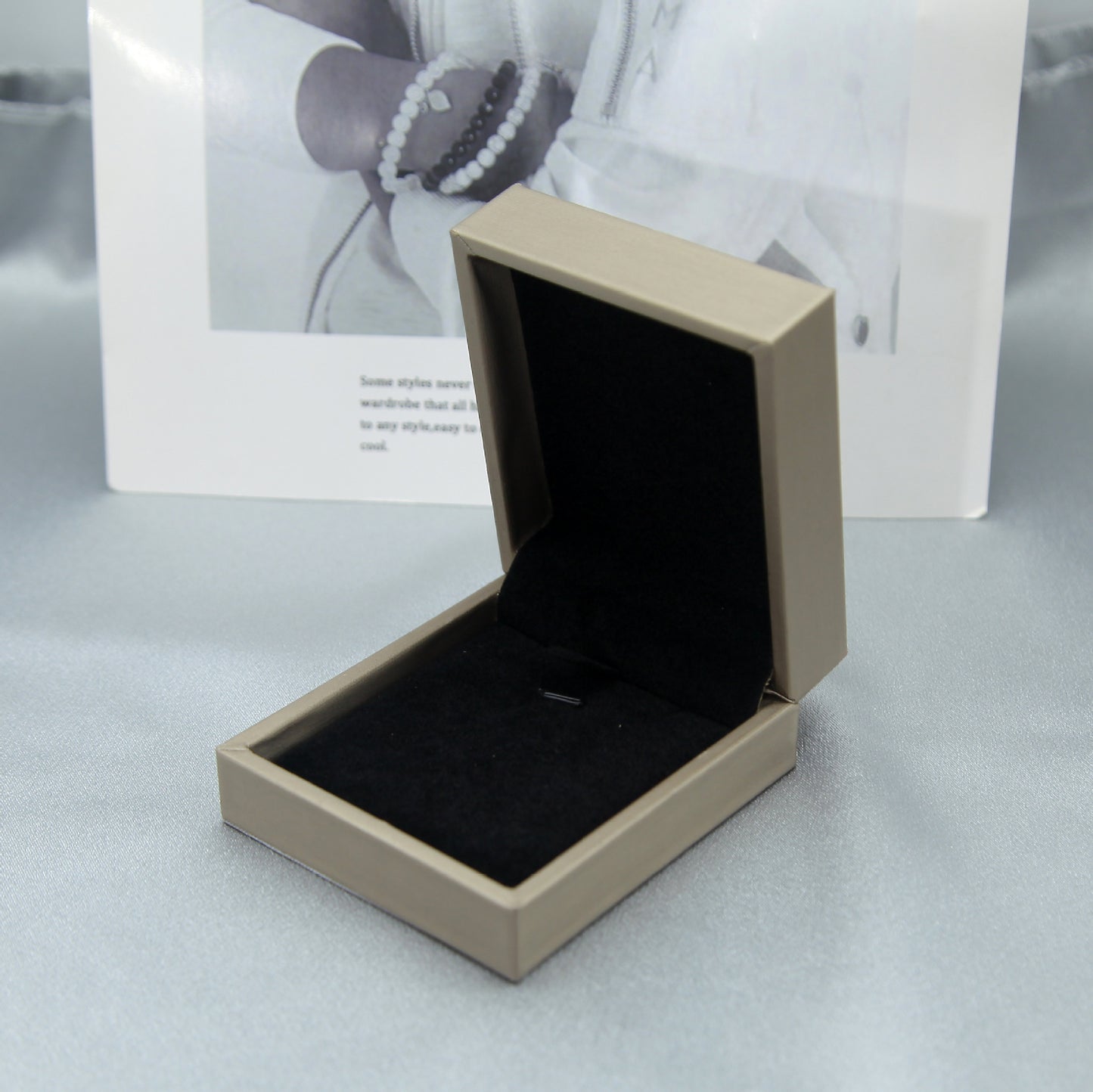 Live Broadcast Rotatable Green Clover Female Light Luxury Simplicity Necklace