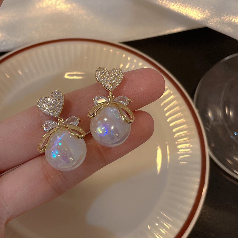 Women's Niche Design Simple Rhinestone High-grade Temperament Earrings