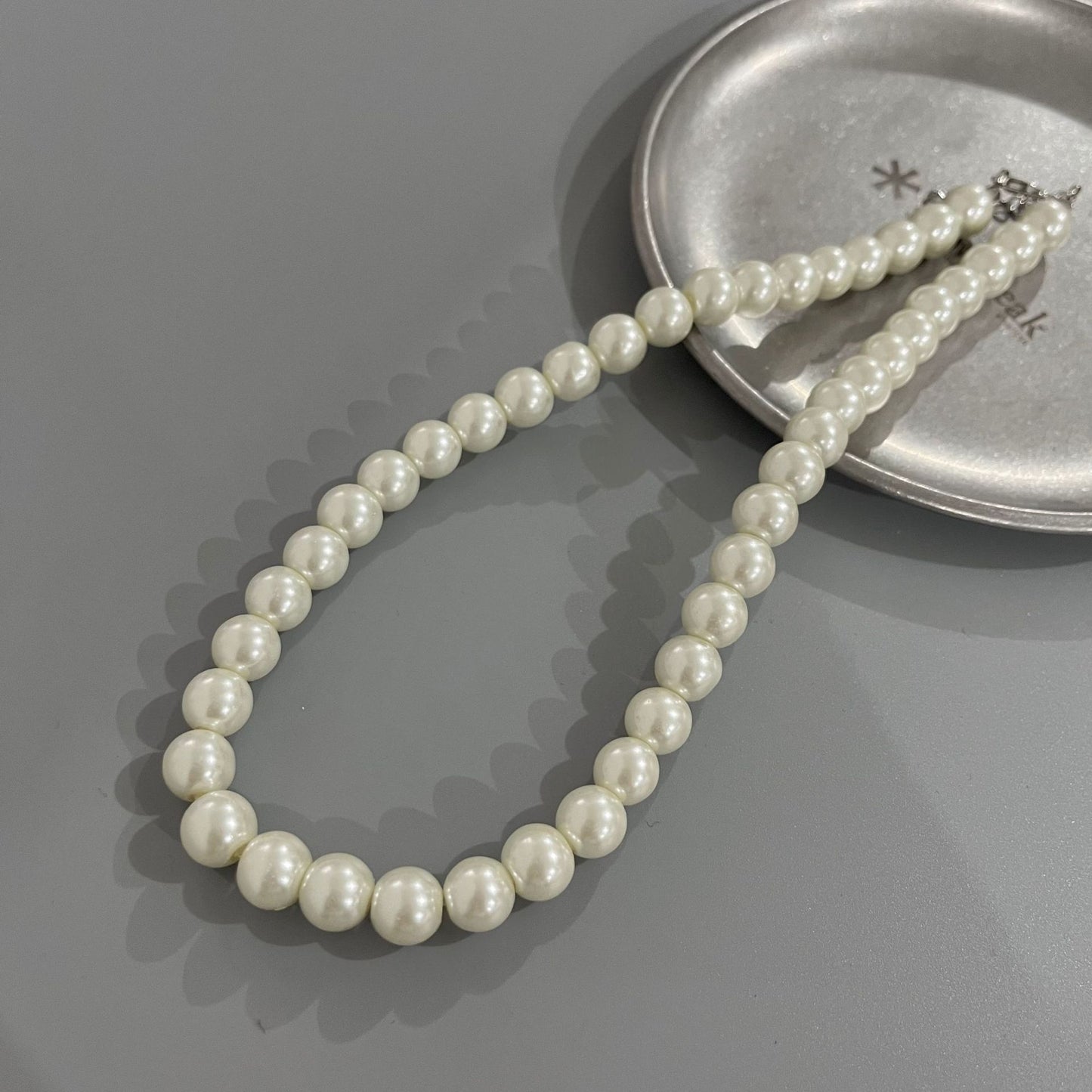 Women's Hollow Love Gray Boutique Pearl Sweater Necklaces