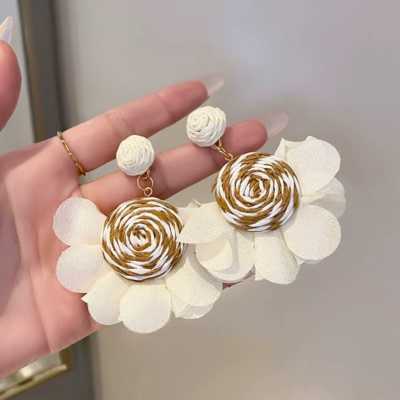 Fairy High Sense Vacation Style Elegant Fashionable Wearing Modified Face Earrings