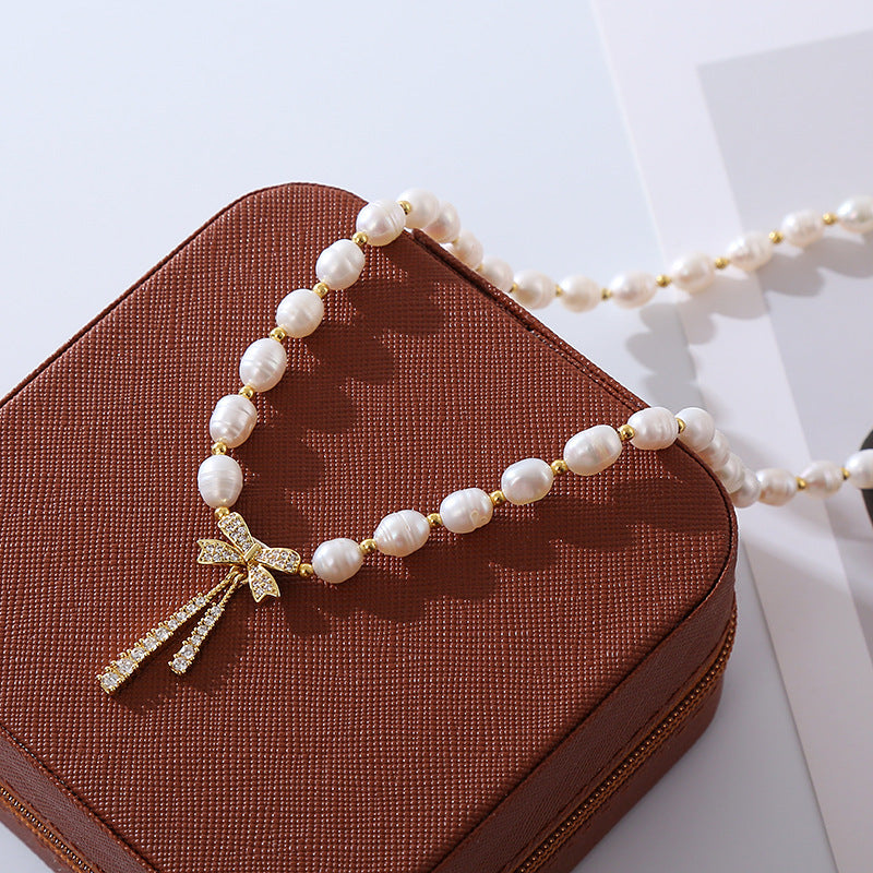 Women's Natural Freshwater Pearl Sweater Chain Elegant Light Necklaces