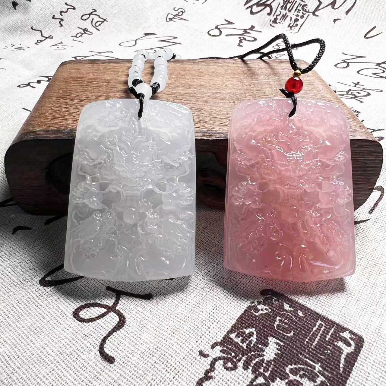 Mica Blood Sink With Sunlight Uv Pendants