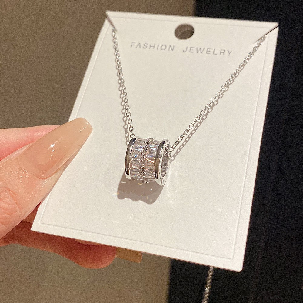 Women's Minority Simple Fashionable Elegant Zircon Clavicle Chain Titanium Steel Accessory Necklace