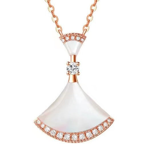 Women's Bao J High Quality V Gold Necklaces