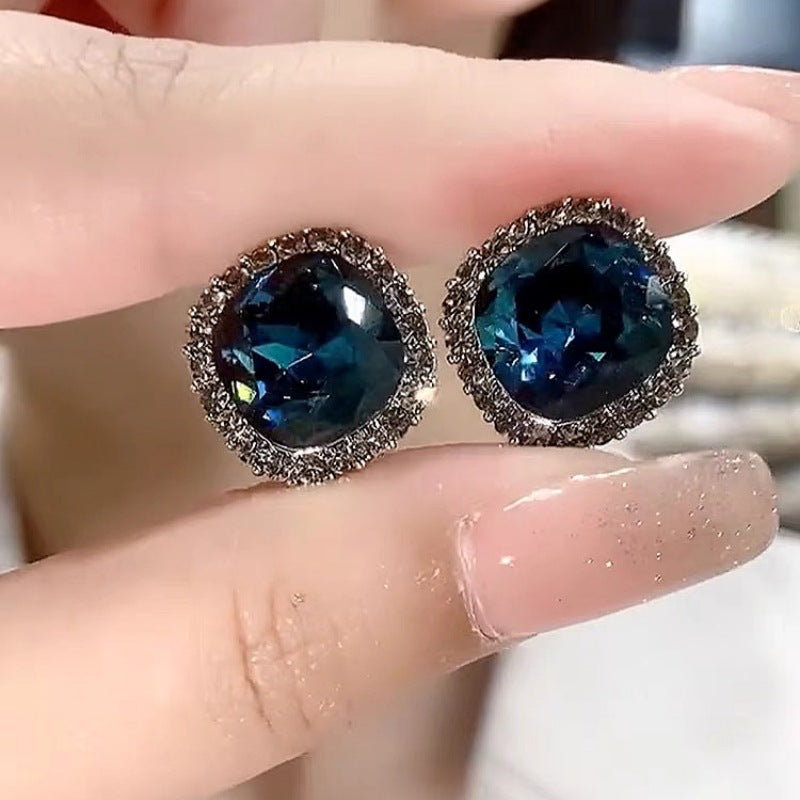 Women's Crystal Exquisite French Retro For Delicate Earrings