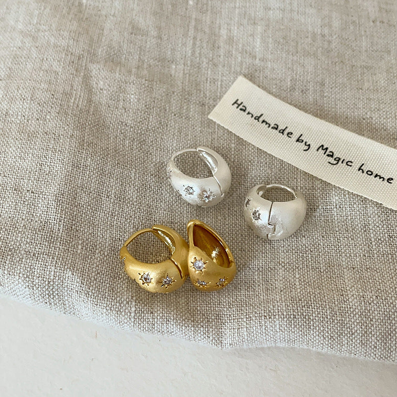 Women's High-grade Zircon Asterism Frosted Metal Ear Rings