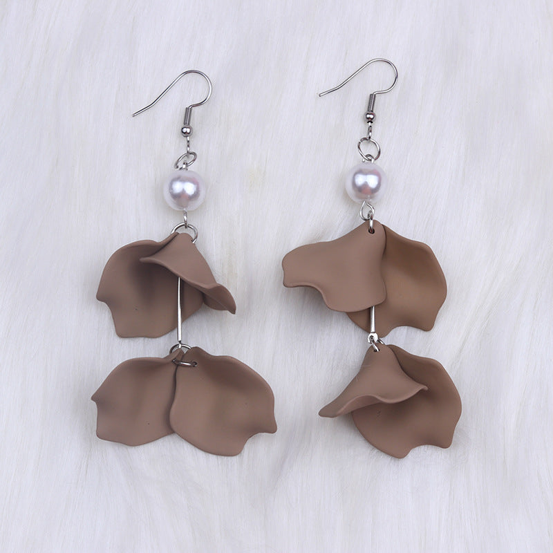 Women's Bohemian Style Pearl Petal Long Acrylic Earrings
