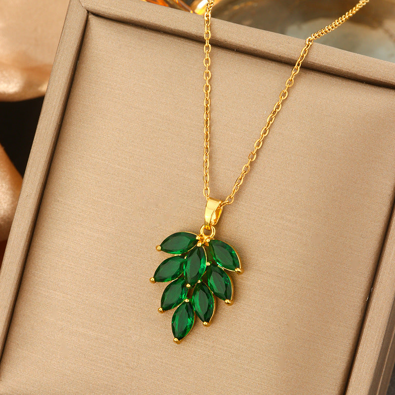 Fresh Titanium Steel Short Pearl High-grade Necklaces