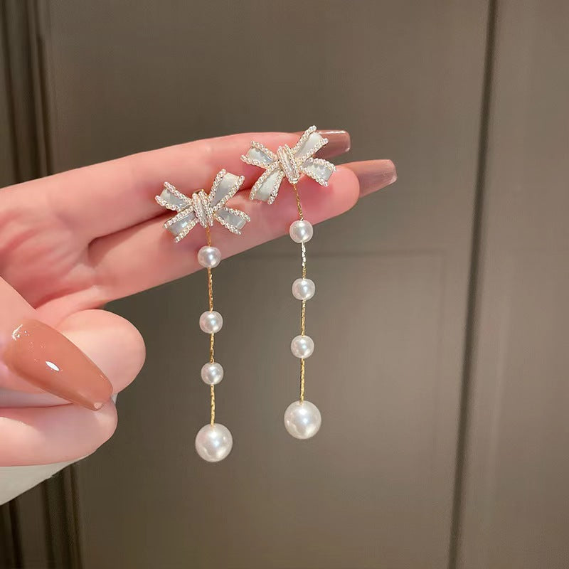 Women's Needle Elegant Long Tassel Thin Effect Earrings