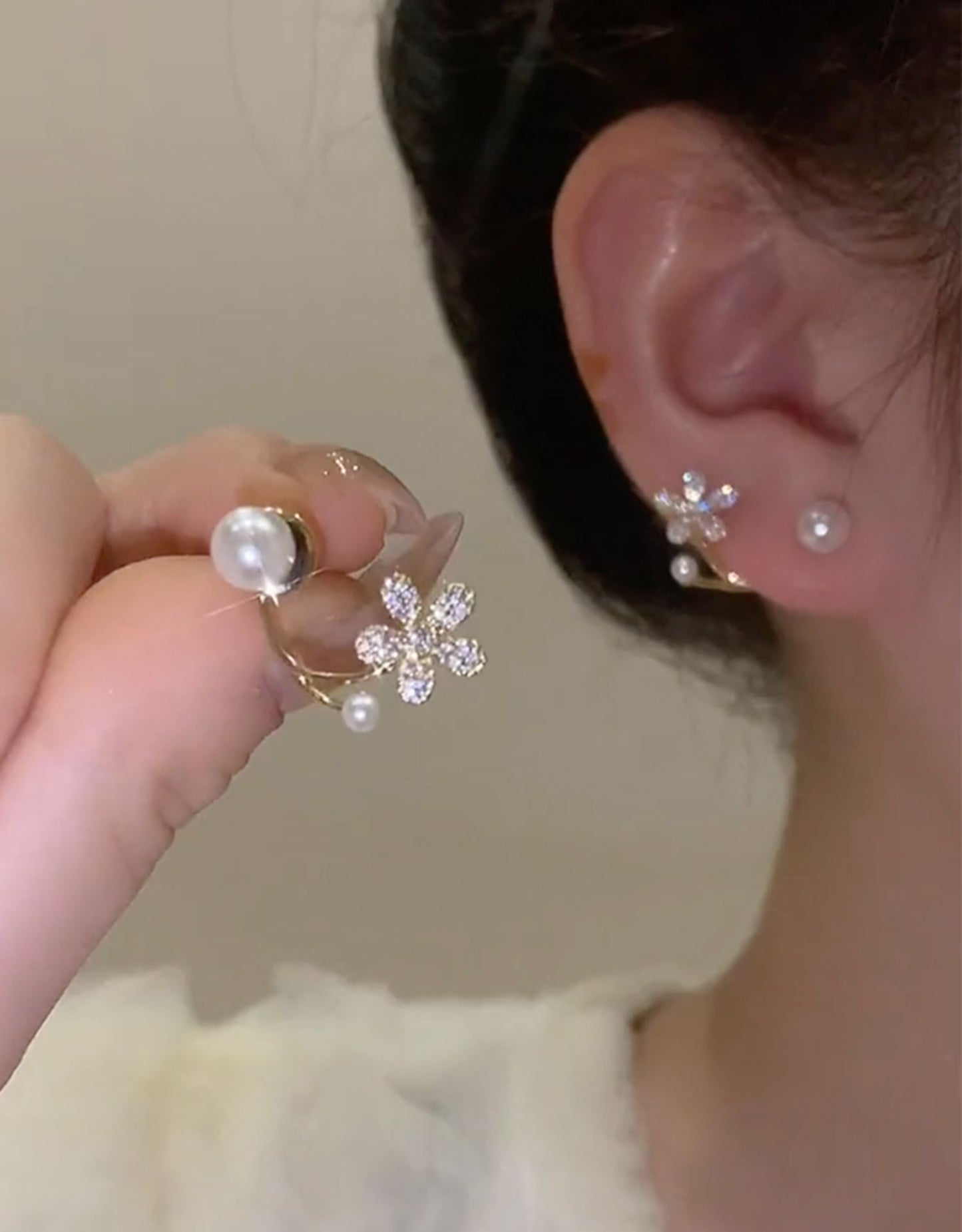Women's Niche Design Simple Rhinestone High-grade Temperament Earrings