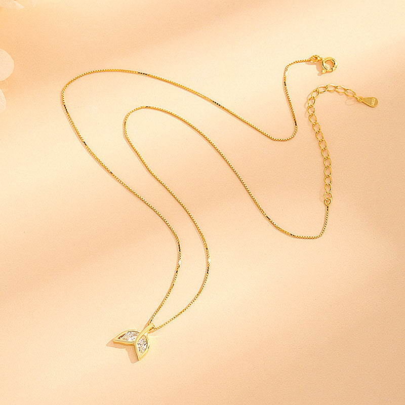 Women's Refined Rhinestone Mermaid Tail Clavicle Chain Pendants