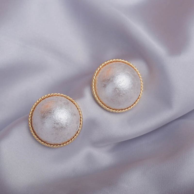 Crack Tide Sponge Pearl Sand Button Big Ear Stud Earrings