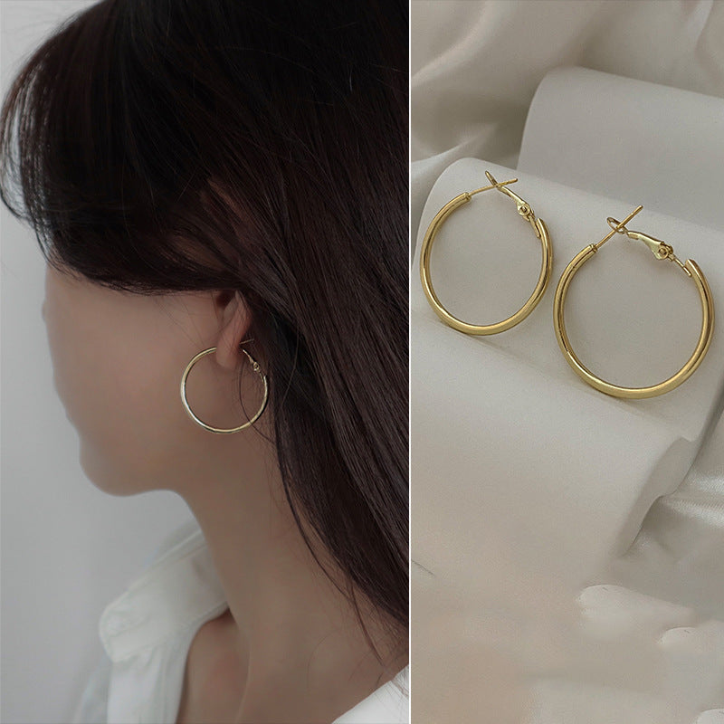 Women's Wind Irregular Twisted Ear Unique High Sense Earrings