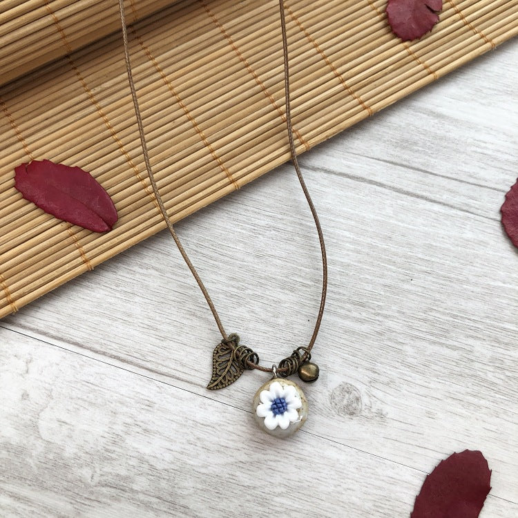 Women's Handmade Retro Sweet Fresh Ceramic Pinch Pendants