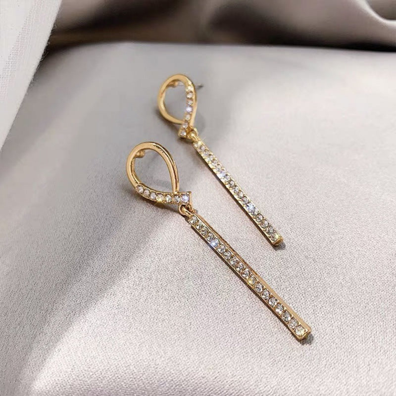 Trendy Female Exaggerated Temperamental Light Luxury Earrings
