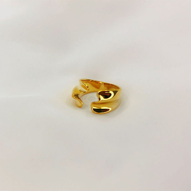 Personalized Cold Metal Pleated Wave Flower Ring