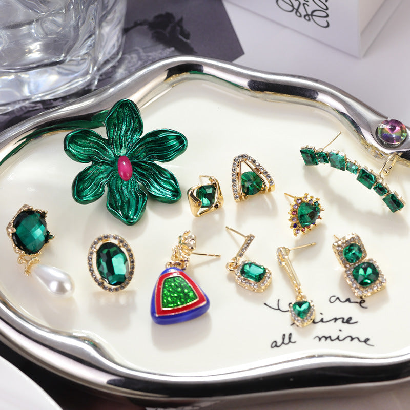 Women's Sier Needle Simple Personality Green Diamond Flower Love Heart Earrings