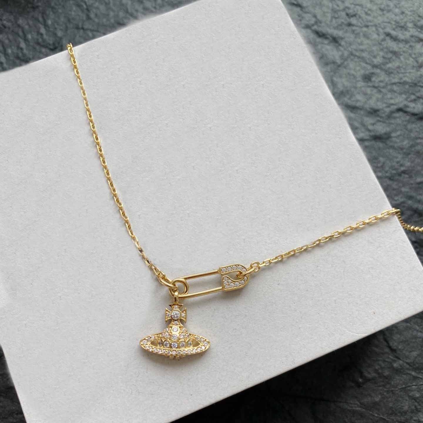 Women's Mother Pin Planet Simple Temperament Clavicle Necklaces